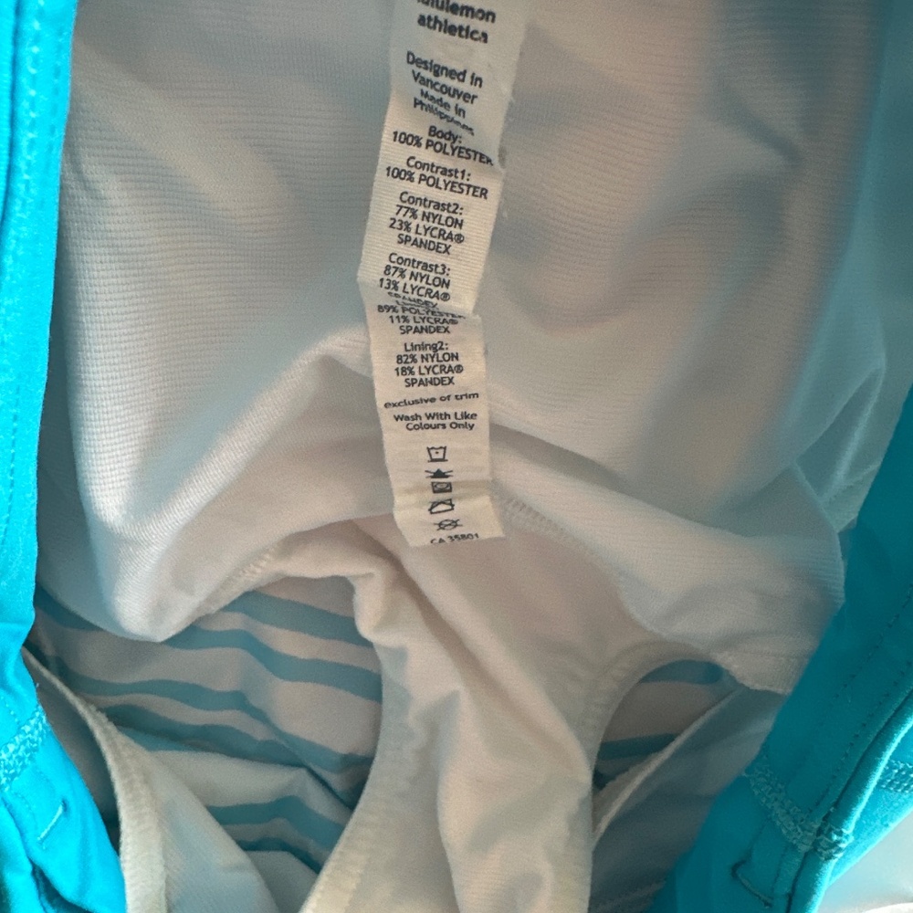 Lululemon Speed Shorts Size 2 - Picture 3 of 3